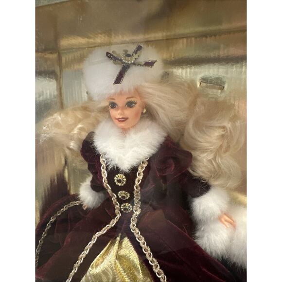 Mattel 1996 Happy Holidays Barbie Doll Special Edition Collectors Item New - Picture 3 of 12